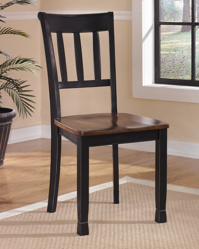 Owingsville Dining Table