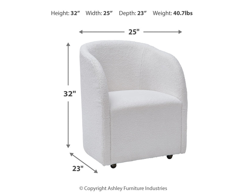 Rowanbeck Dining Chair