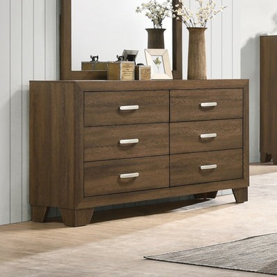 Miquell Dresser